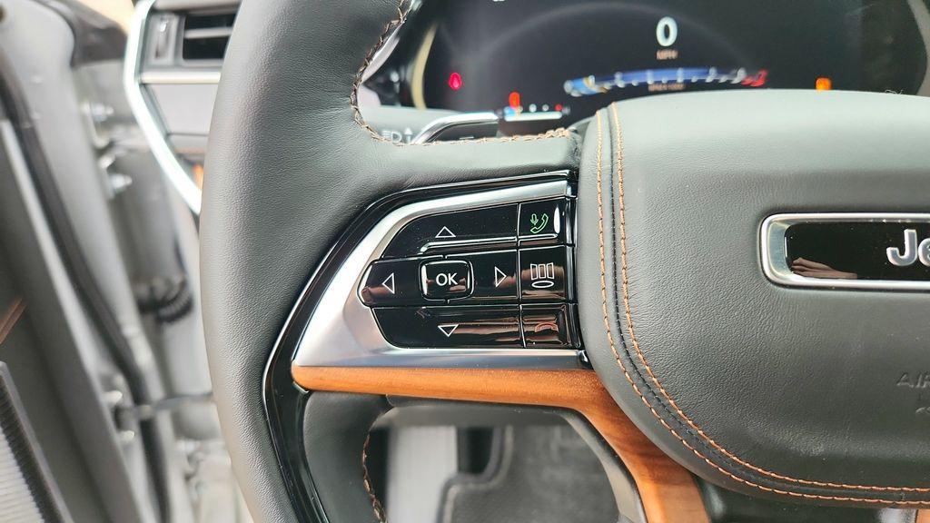 new 2025 Jeep Grand Cherokee L car, priced at $62,595