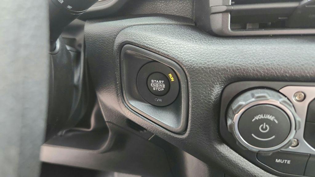 new 2026 Jeep Gladiator car, priced at $39,302