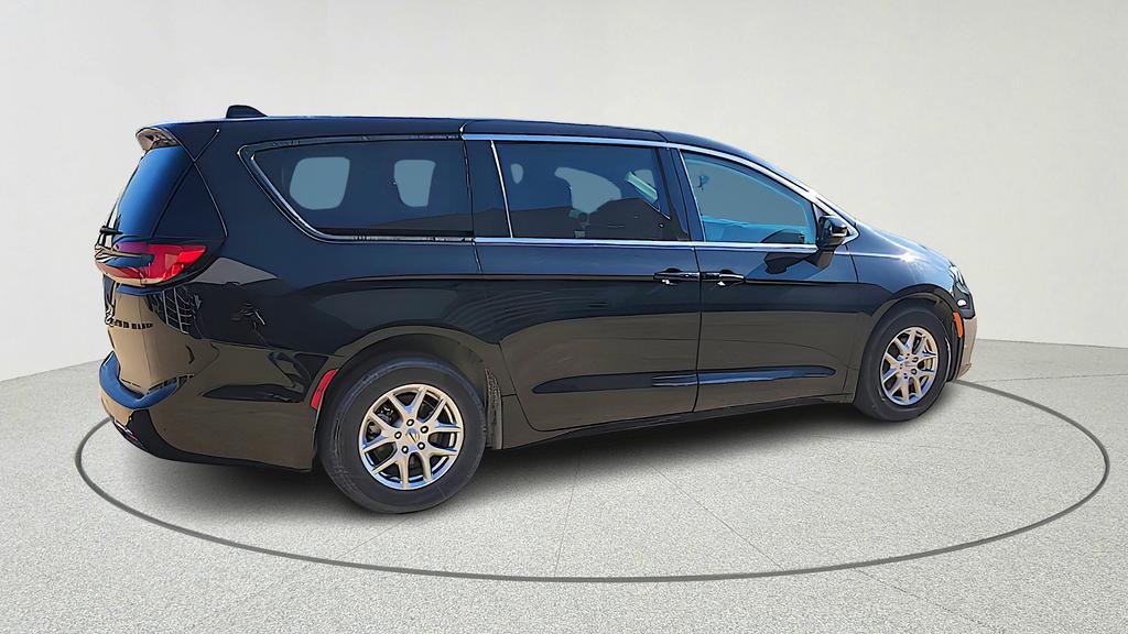 used 2024 Chrysler Pacifica car, priced at $24,777