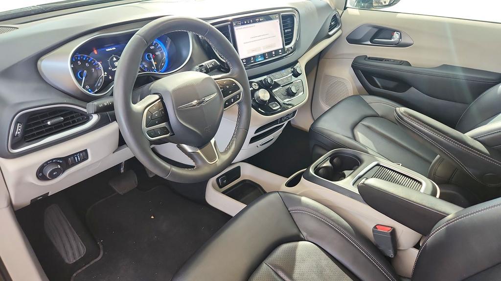 used 2024 Chrysler Pacifica car, priced at $24,777