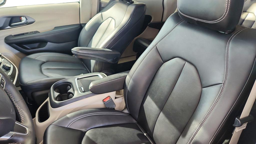 used 2024 Chrysler Pacifica car, priced at $24,777