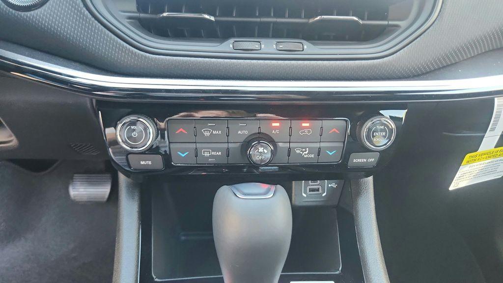 new 2026 Jeep Compass car, priced at $32,267