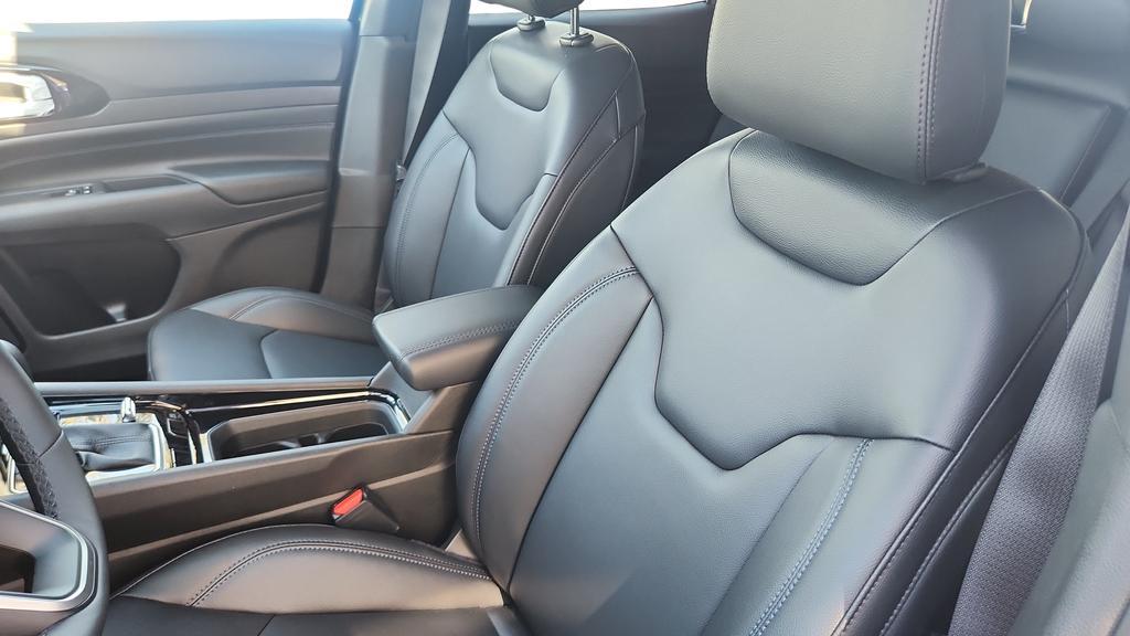 new 2026 Jeep Compass car, priced at $32,267