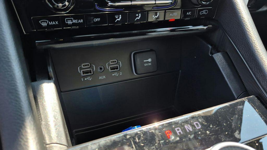 new 2025 Jeep Grand Cherokee car, priced at $47,914