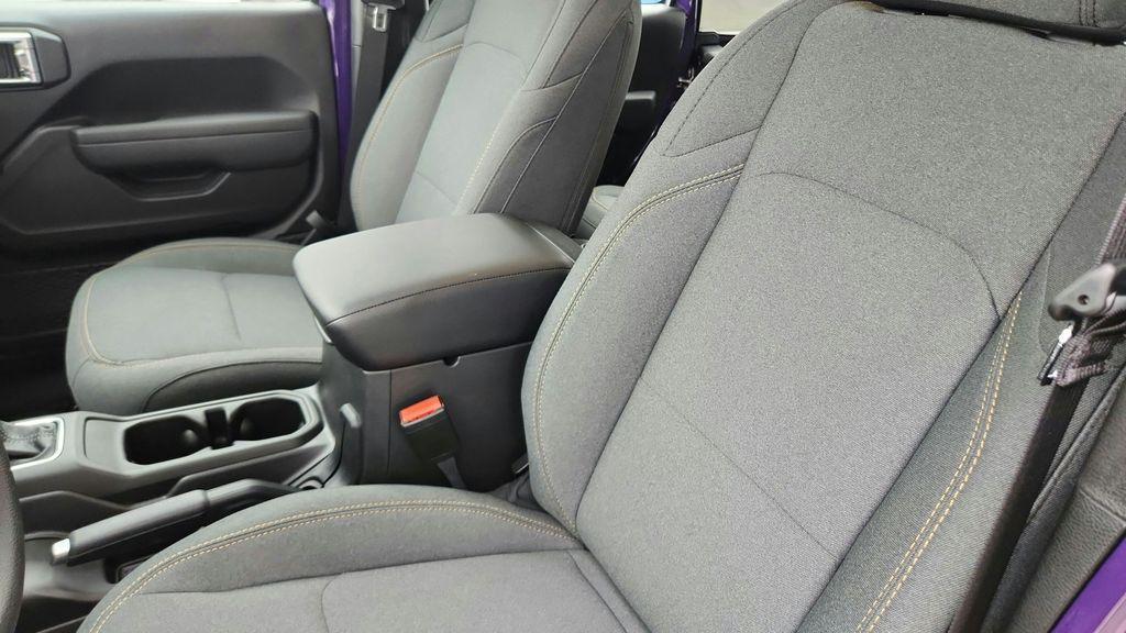 new 2026 Jeep Wrangler car, priced at $40,156