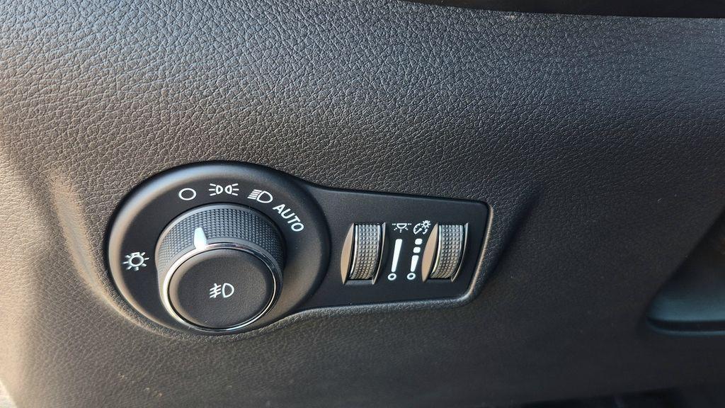 new 2026 Jeep Compass car, priced at $27,939