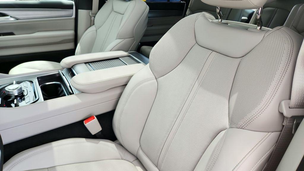 new 2026 Jeep Grand Wagoneer car, priced at $78,610