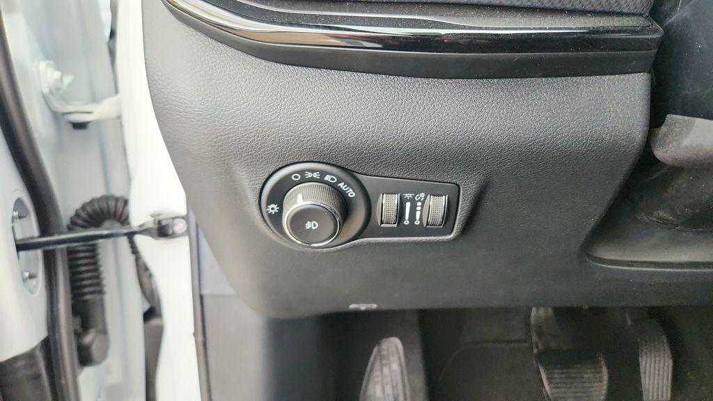 new 2026 Jeep Compass car, priced at $31,651