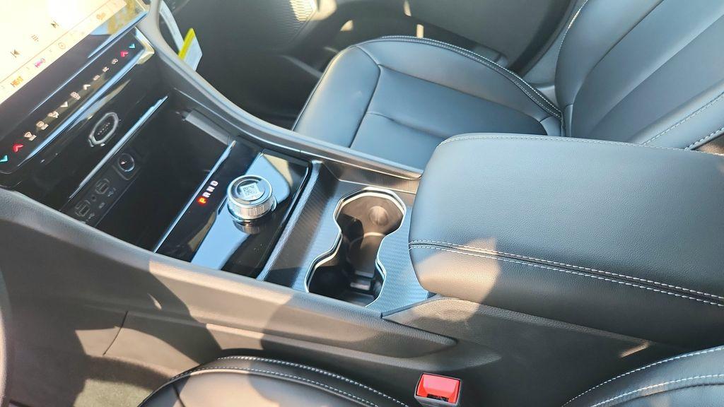 new 2026 Jeep Grand Cherokee car, priced at $42,127