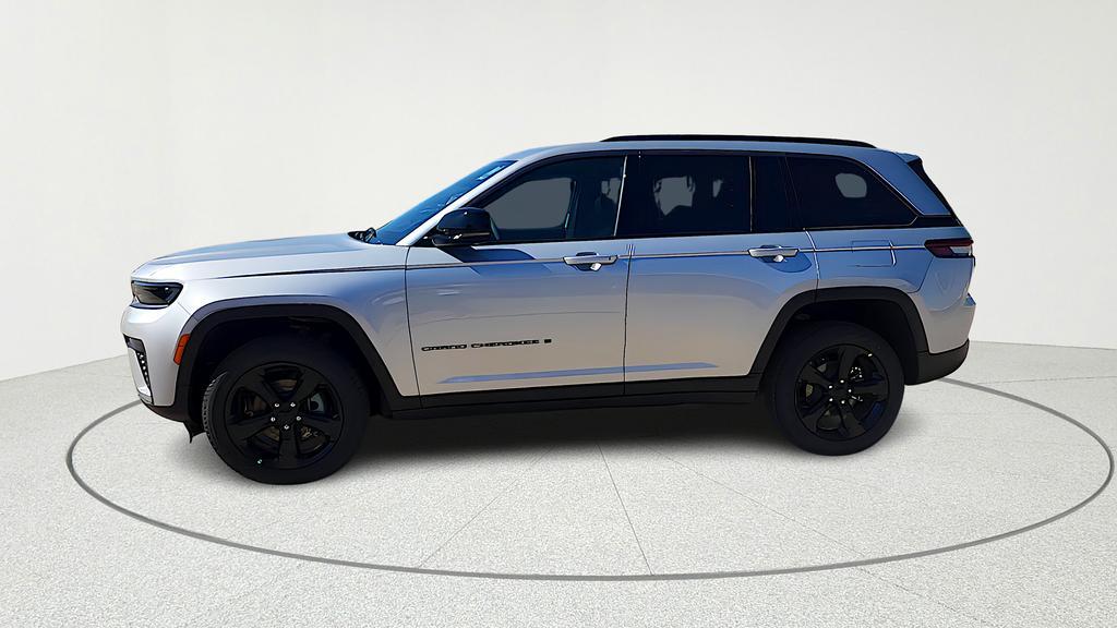 new 2026 Jeep Grand Cherokee car, priced at $42,127