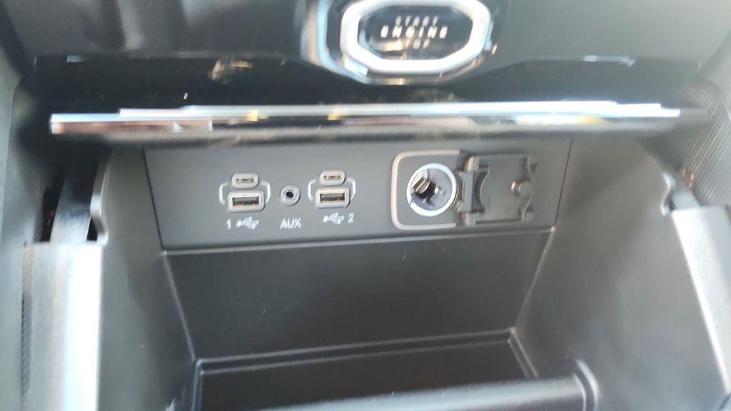 new 2026 Jeep Grand Cherokee car, priced at $42,127