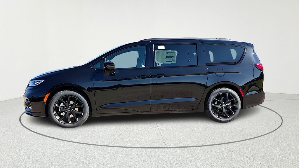 new 2026 Chrysler Pacifica car, priced at $49,905