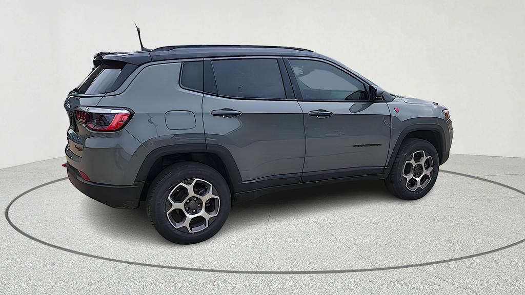 used 2022 Jeep Compass car, priced at $20,999
