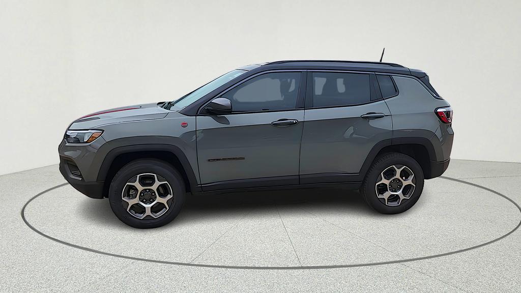 used 2022 Jeep Compass car, priced at $20,999