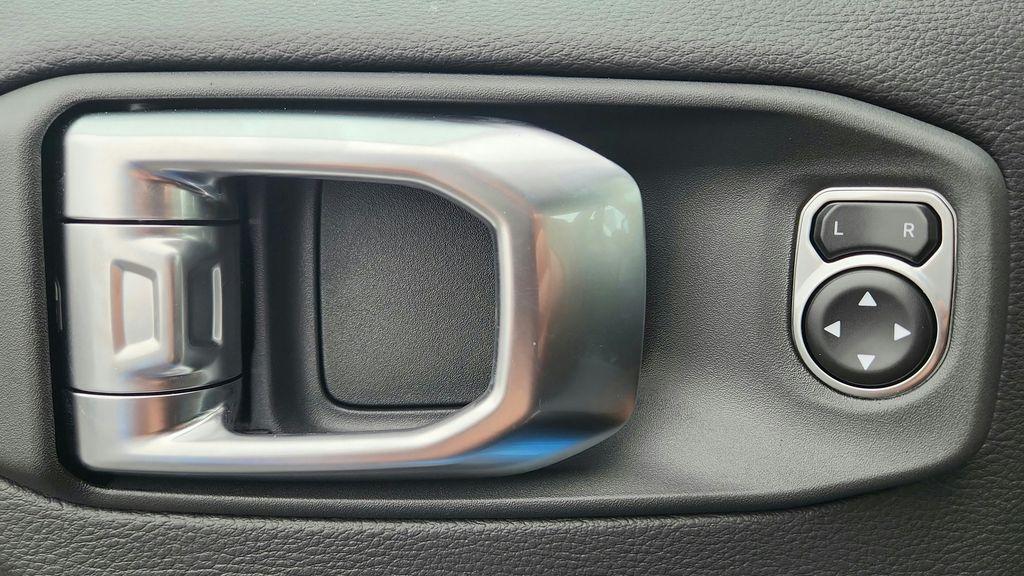 new 2026 Jeep Gladiator car, priced at $45,711