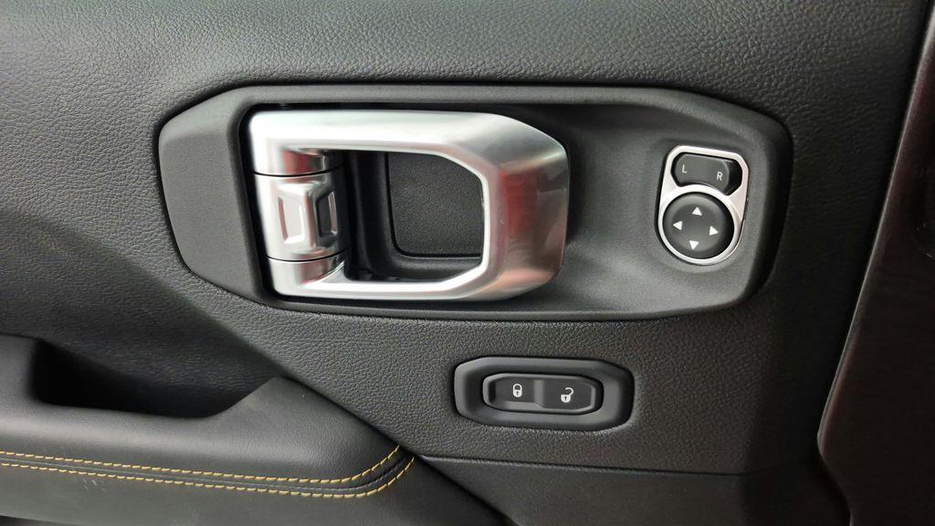 new 2026 Jeep Gladiator car, priced at $44,945