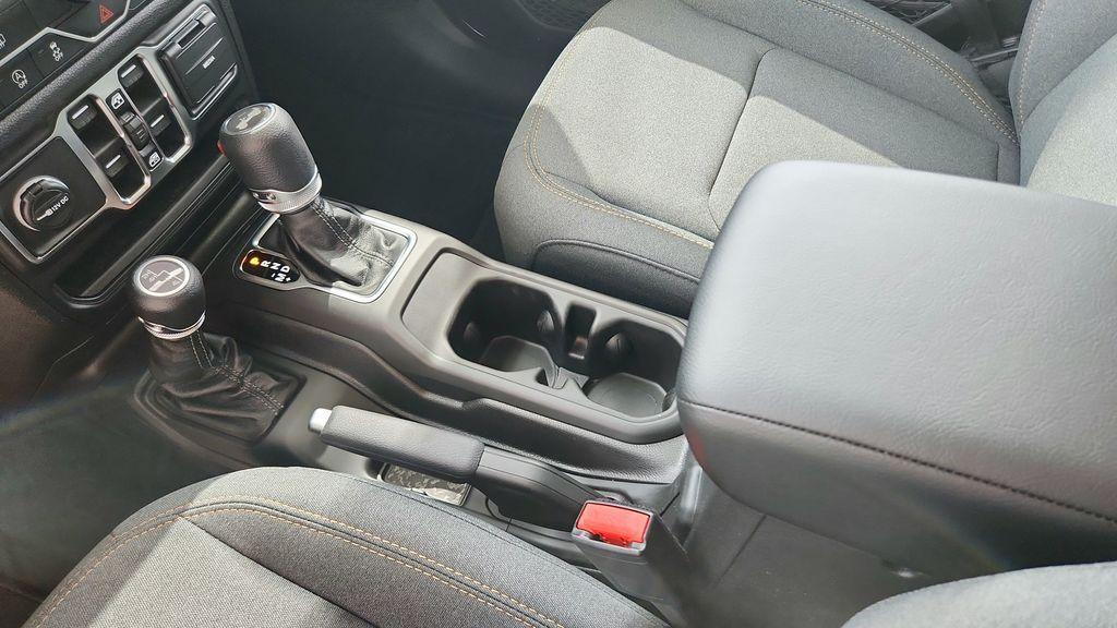 new 2026 Jeep Wrangler car, priced at $38,473