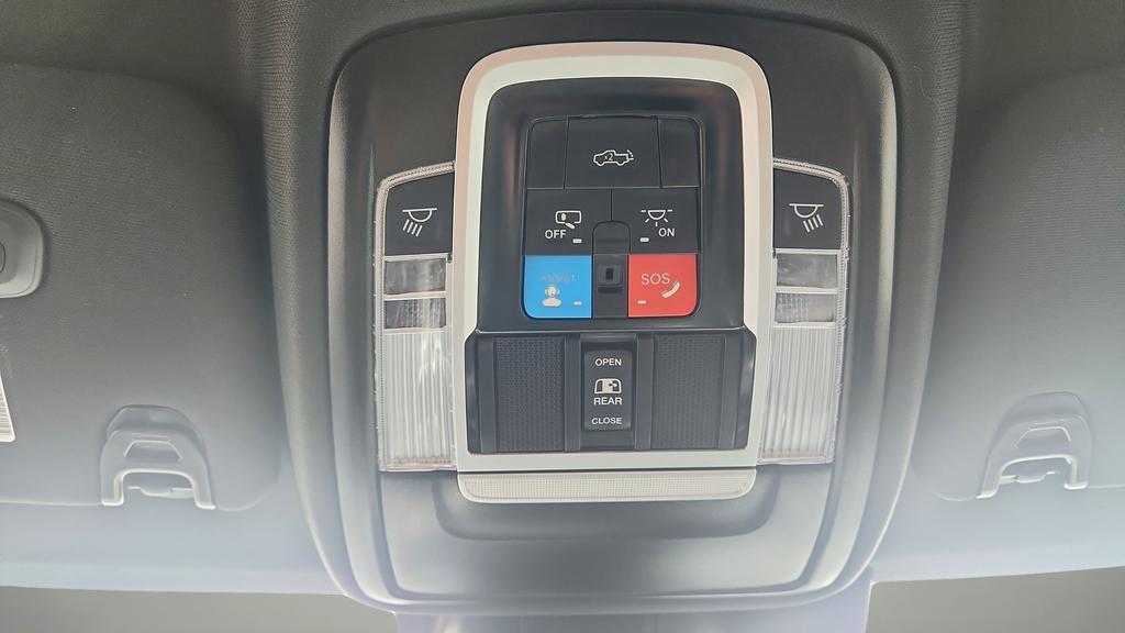 new 2025 Ram 3500 car, priced at $75,381