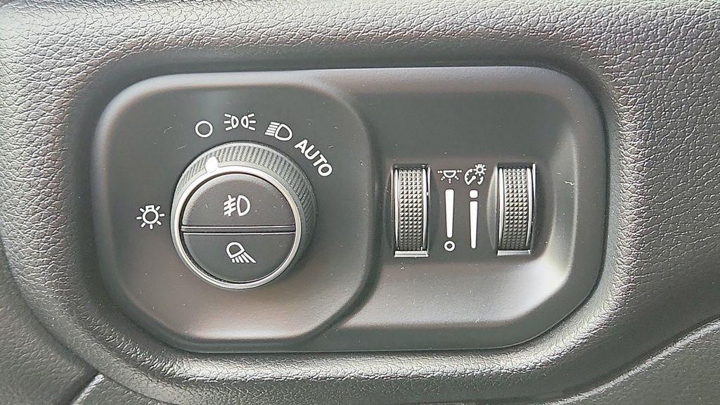 new 2025 Ram 3500 car, priced at $75,381