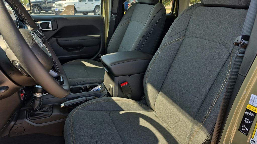 new 2026 Jeep Wrangler car, priced at $45,471