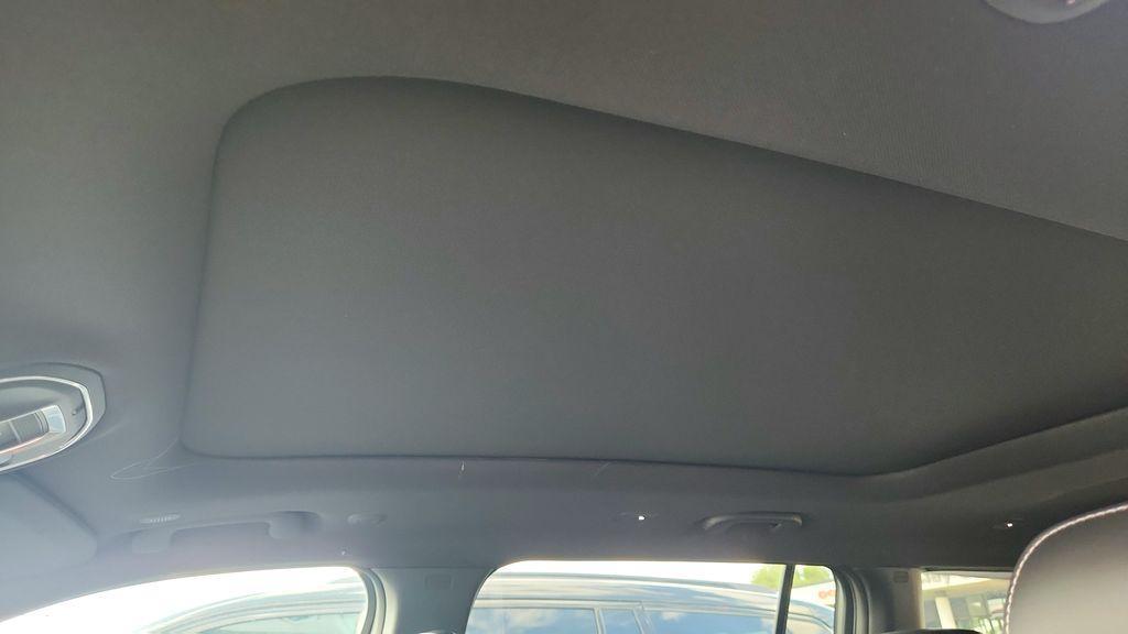 new 2026 Jeep Grand Cherokee car, priced at $44,610