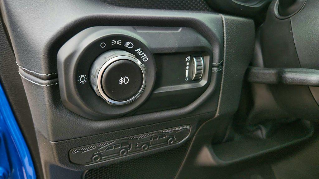 new 2025 Jeep Wrangler car, priced at $49,873