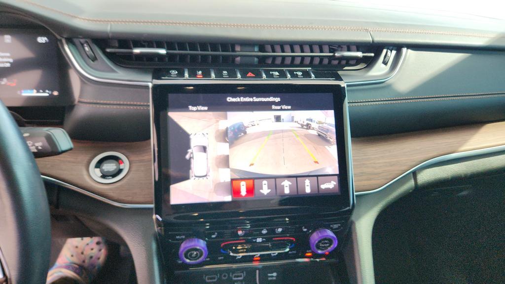 used 2023 Jeep Grand Cherokee car, priced at $35,997