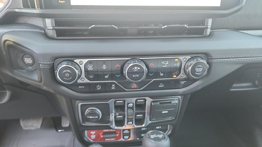 new 2026 Jeep Wrangler car, priced at $53,375