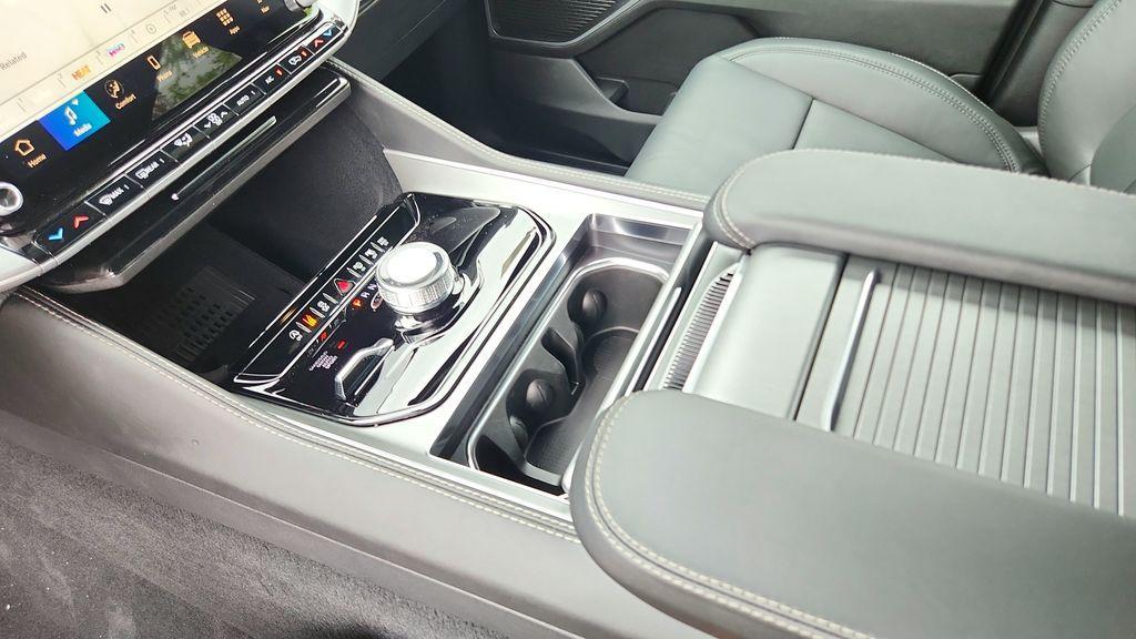 new 2026 Jeep Grand Wagoneer L car, priced at $70,588