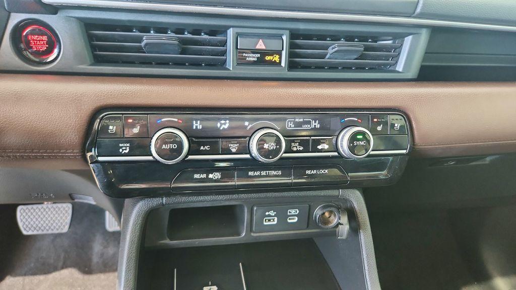 used 2024 Honda Pilot car, priced at $43,680