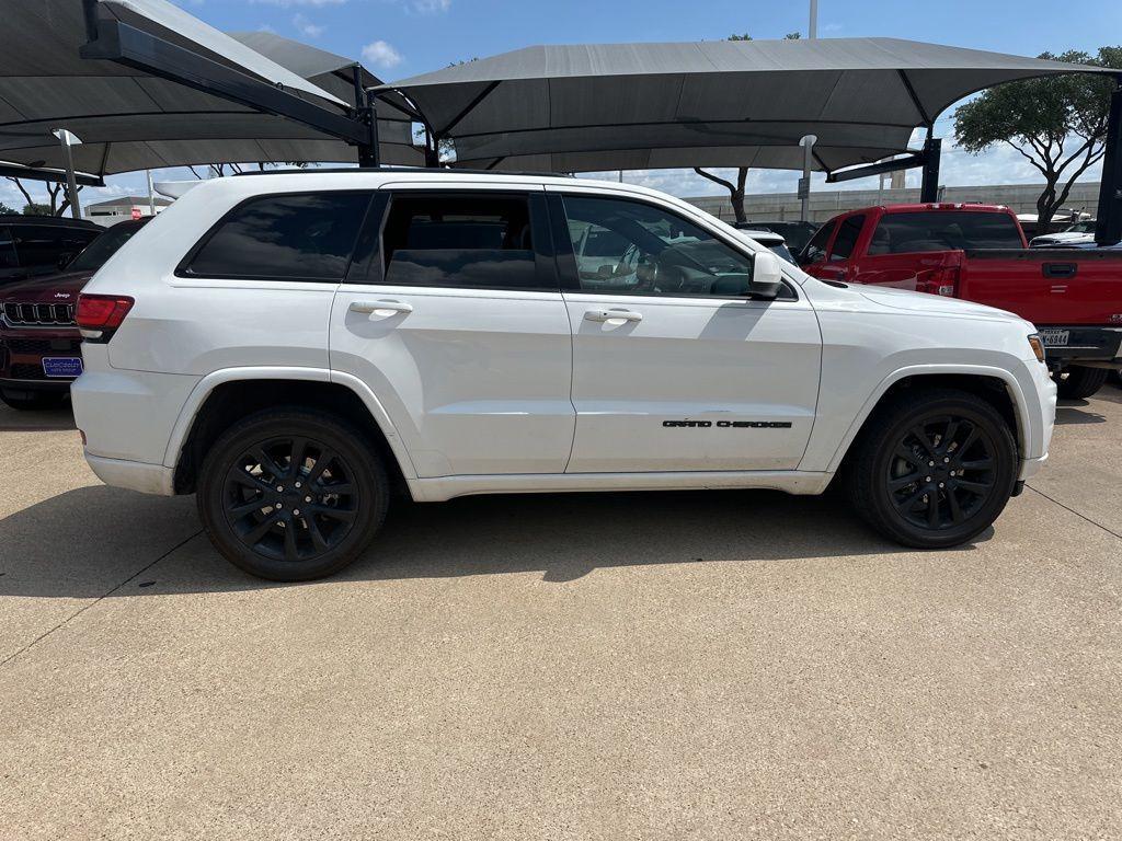 used 2020 Jeep Grand Cherokee car, priced at $25,124