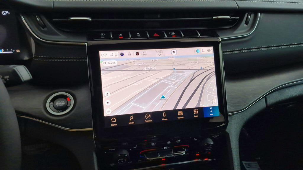 new 2025 Jeep Grand Cherokee L car, priced at $58,306