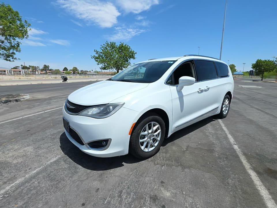 used 2020 Chrysler Pacifica car, priced at $18,824