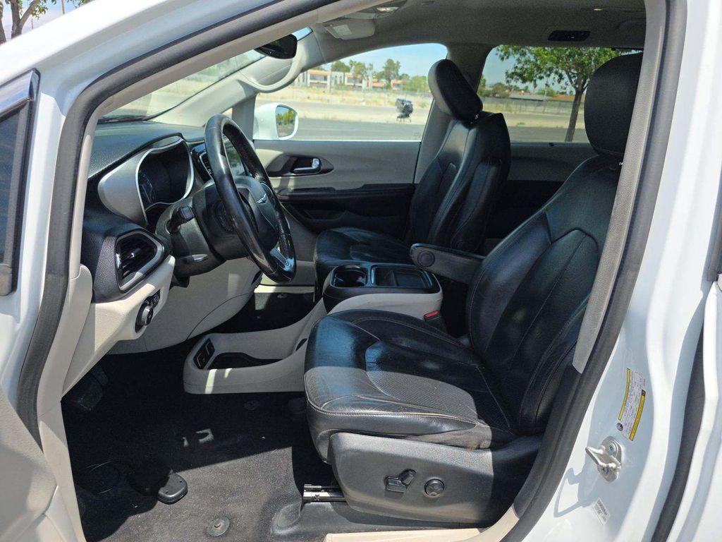 used 2020 Chrysler Pacifica car, priced at $18,824