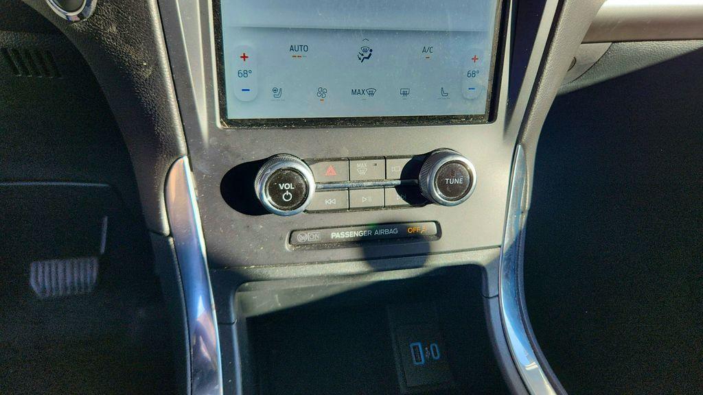 used 2024 Ford Edge car, priced at $20,472