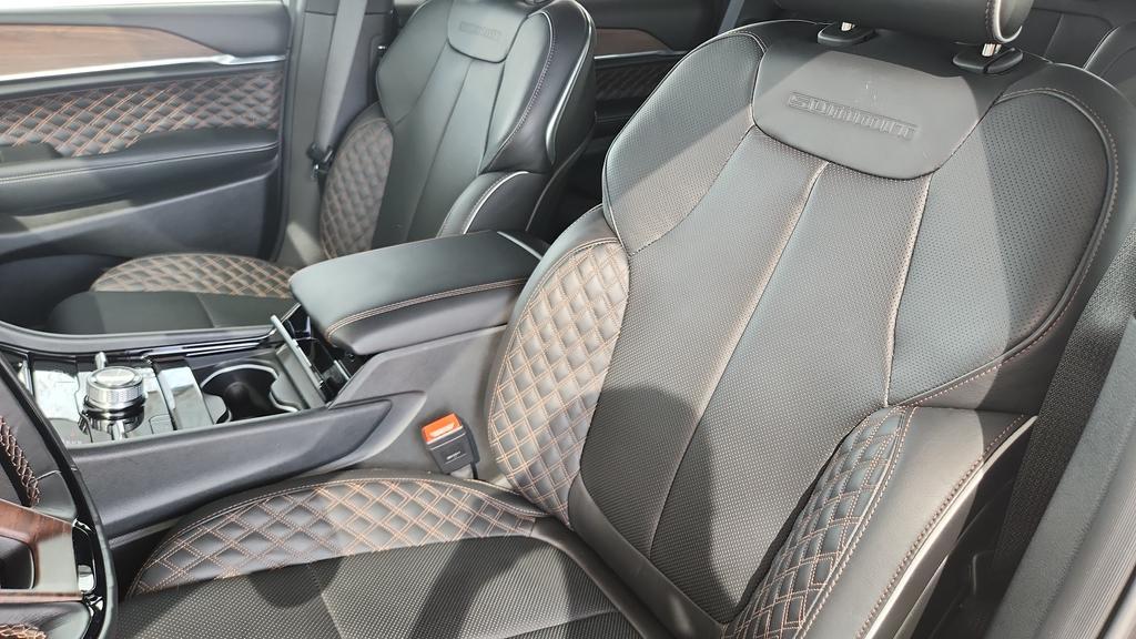 new 2025 Jeep Grand Cherokee L car, priced at $59,472