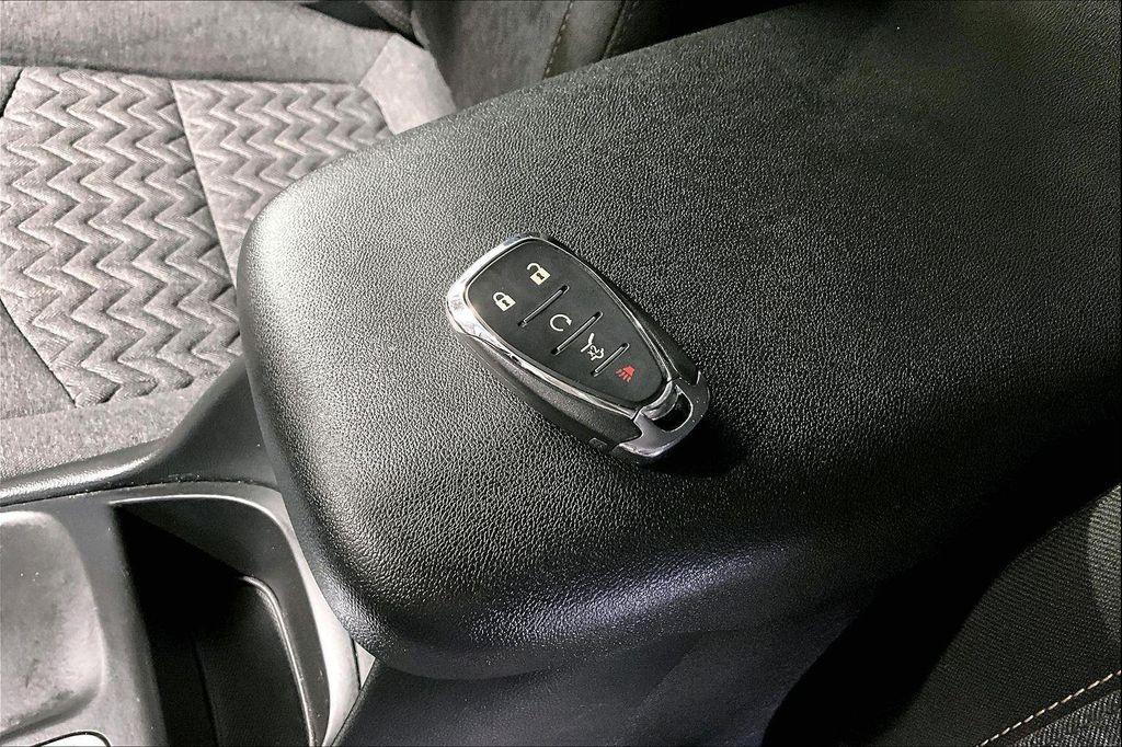 used 2023 Chevrolet Equinox car, priced at $19,977