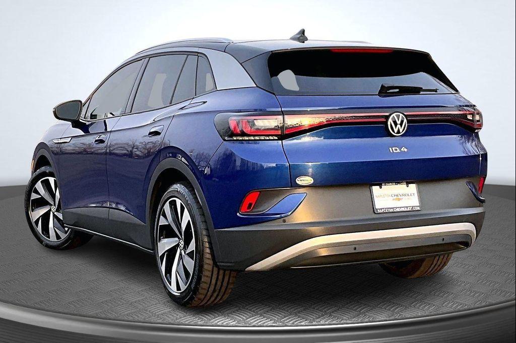 used 2022 Volkswagen ID.4 car, priced at $18,017