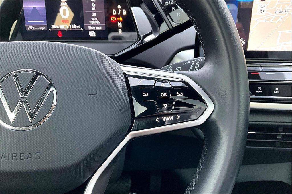 used 2022 Volkswagen ID.4 car, priced at $18,017