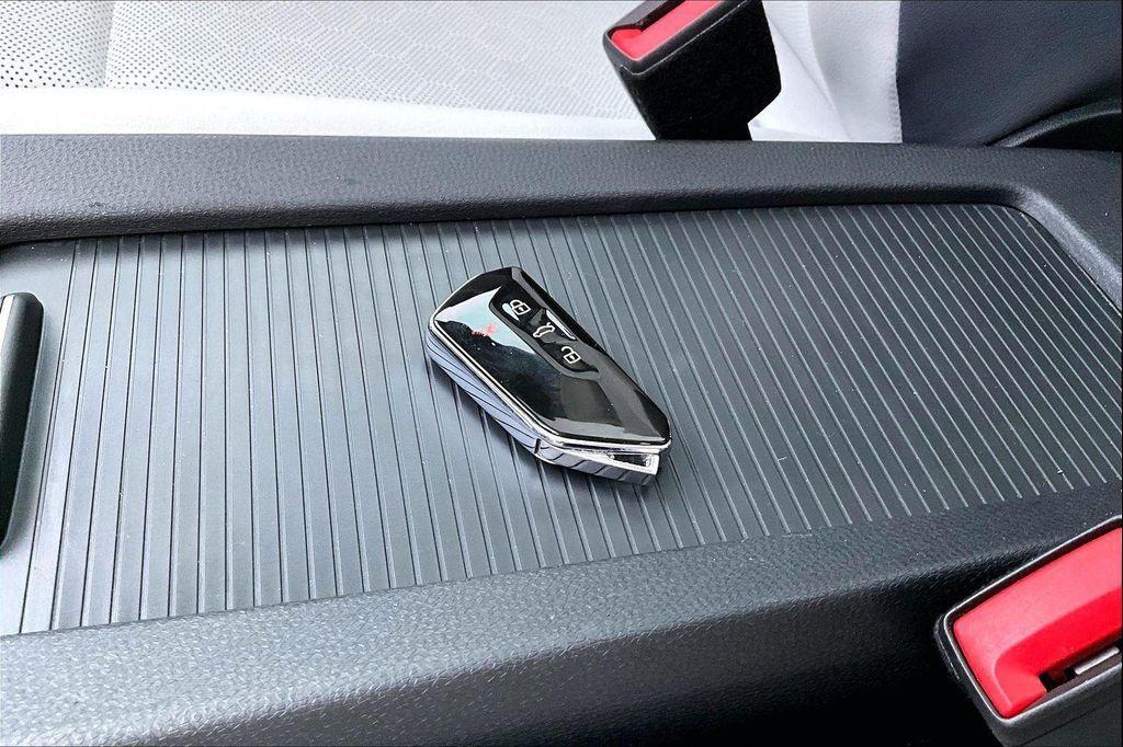 used 2022 Volkswagen ID.4 car, priced at $18,017