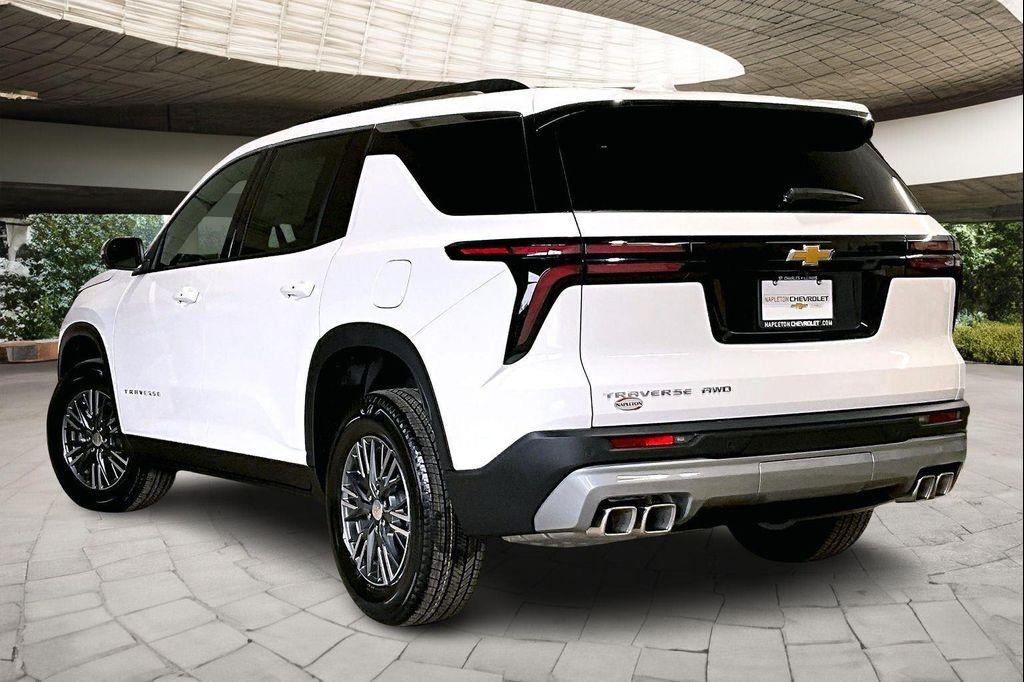 new 2026 Chevrolet Traverse car, priced at $45,073