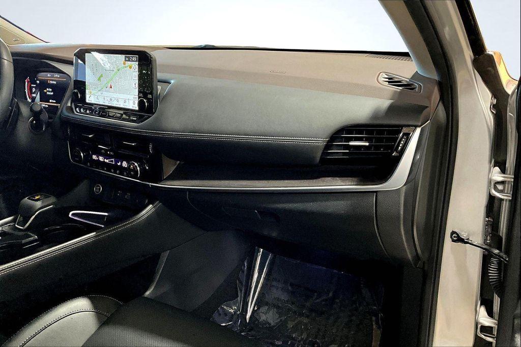 used 2022 Nissan Rogue car, priced at $25,895