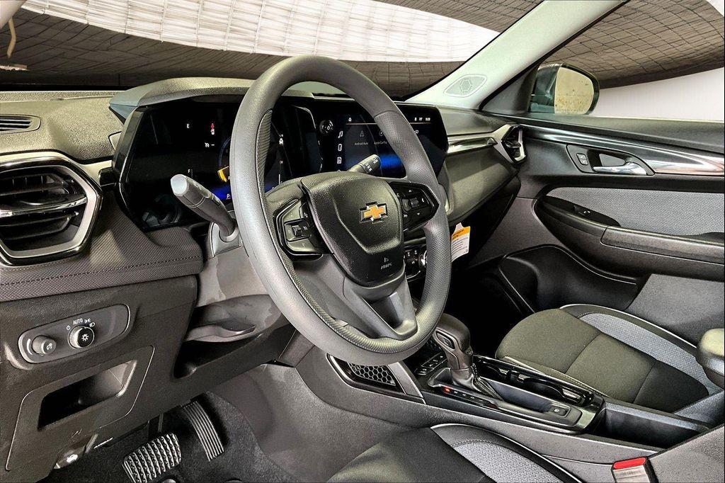 new 2026 Chevrolet TrailBlazer car, priced at $24,307