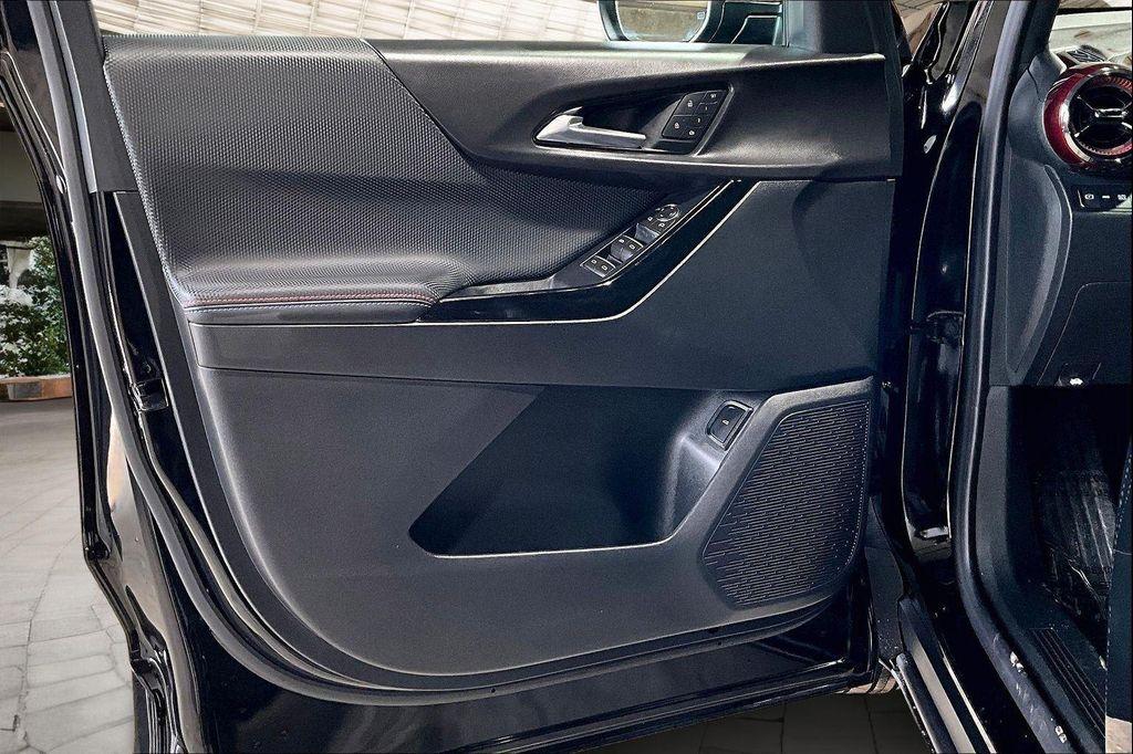 new 2026 Chevrolet Equinox car, priced at $39,255