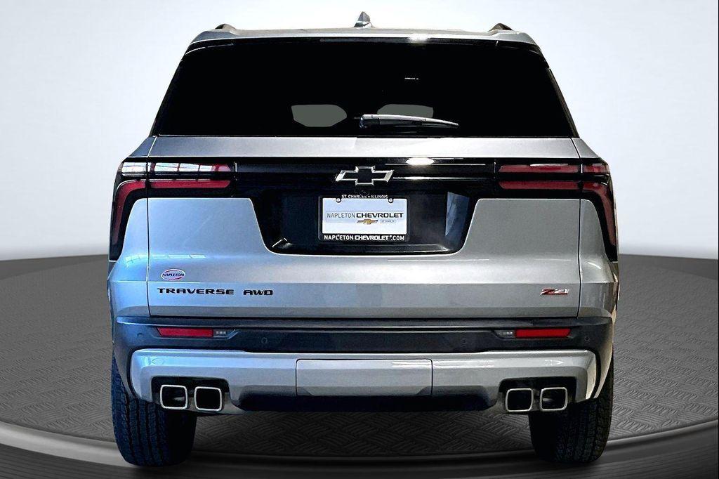 used 2024 Chevrolet Traverse car, priced at $43,205