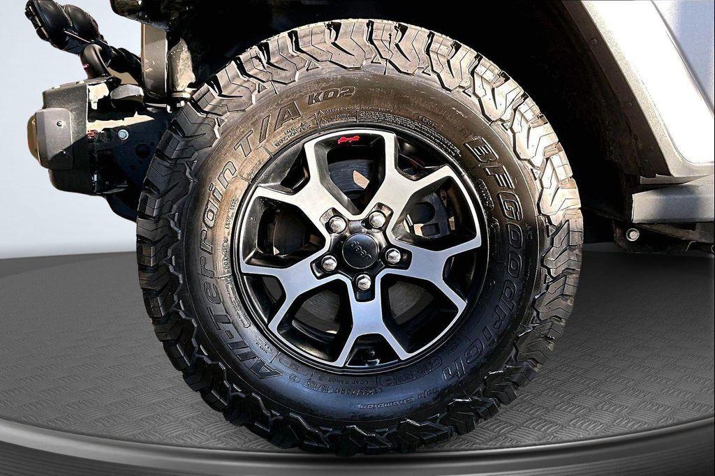 used 2018 Jeep Wrangler Unlimited car, priced at $24,321