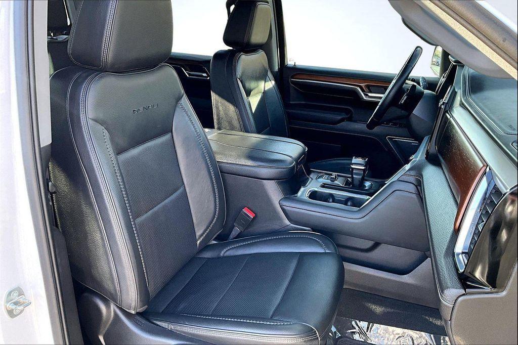 used 2023 GMC Sierra 1500 car, priced at $50,495