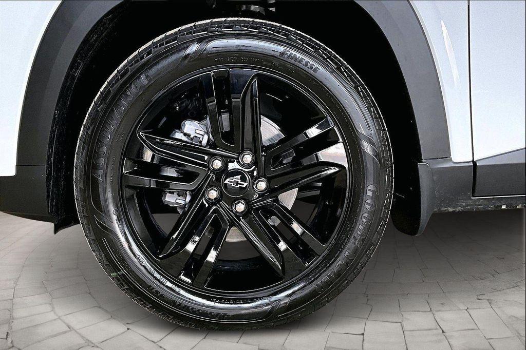 new 2026 Chevrolet Trax car, priced at $27,249