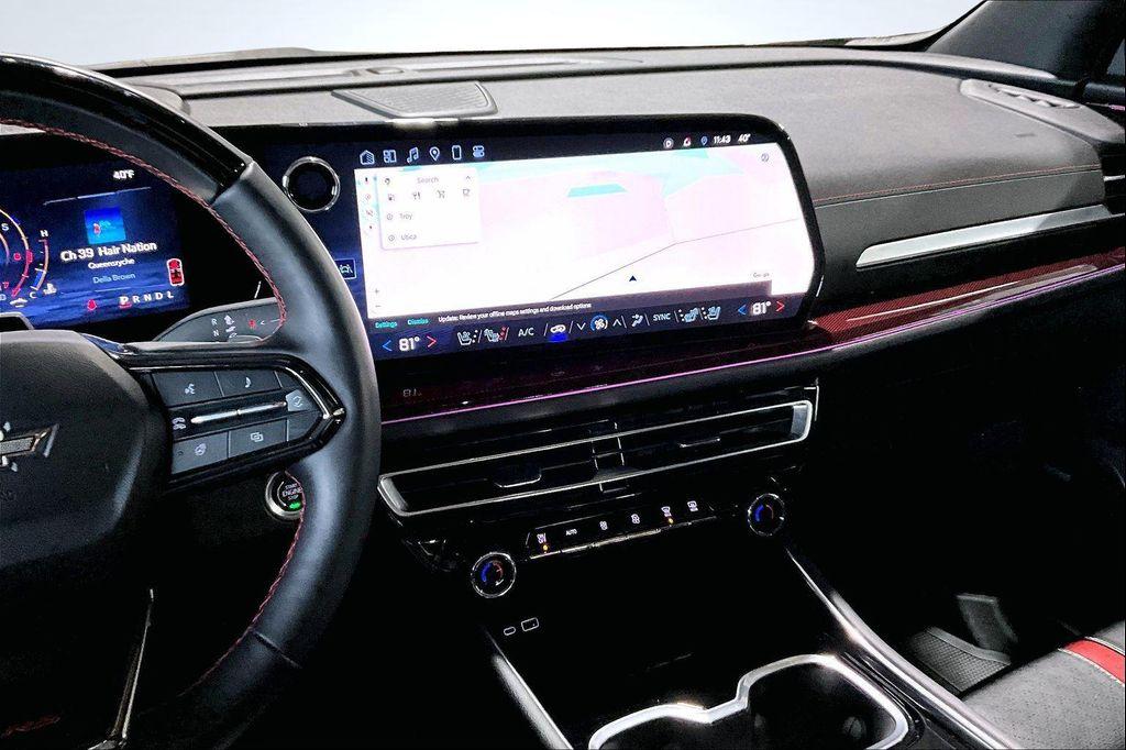 used 2024 Chevrolet Traverse car, priced at $50,895