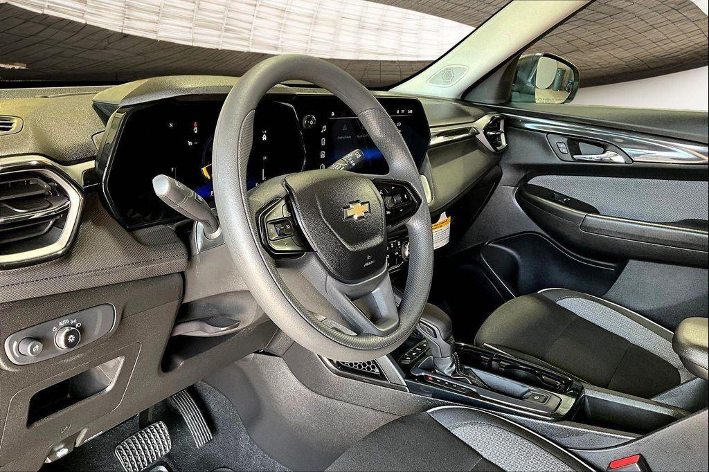 new 2026 Chevrolet TrailBlazer car, priced at $24,856